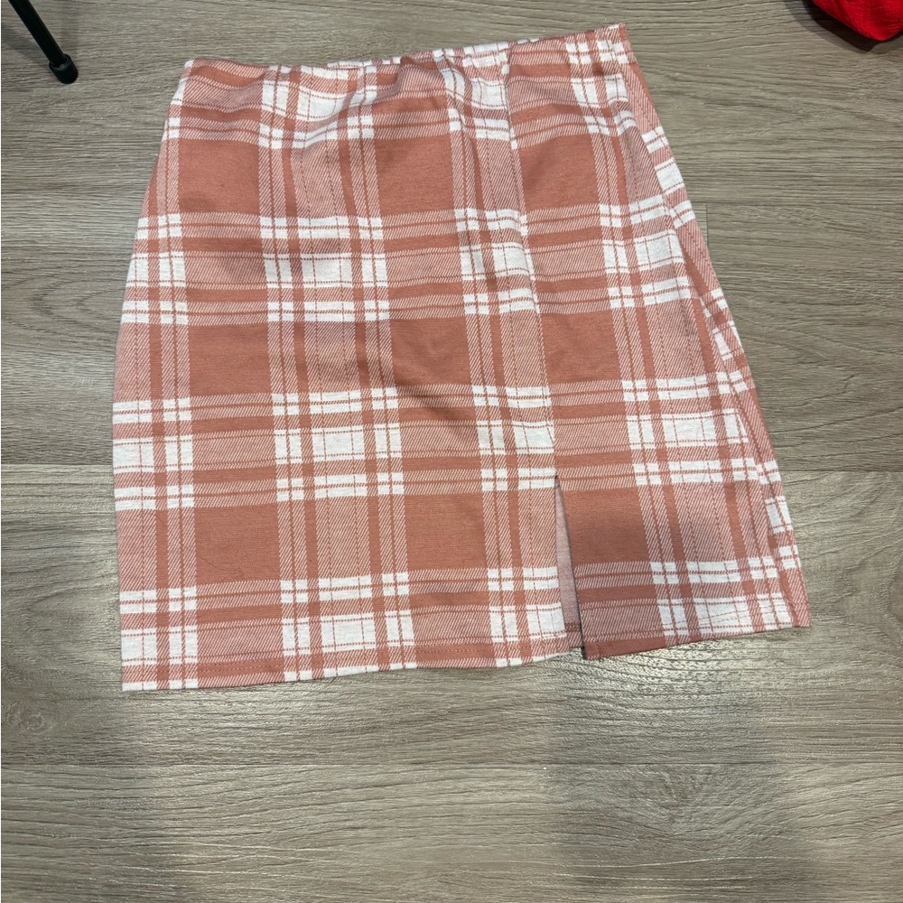 Windsor Plaid Pencil Skirt in Pink and White